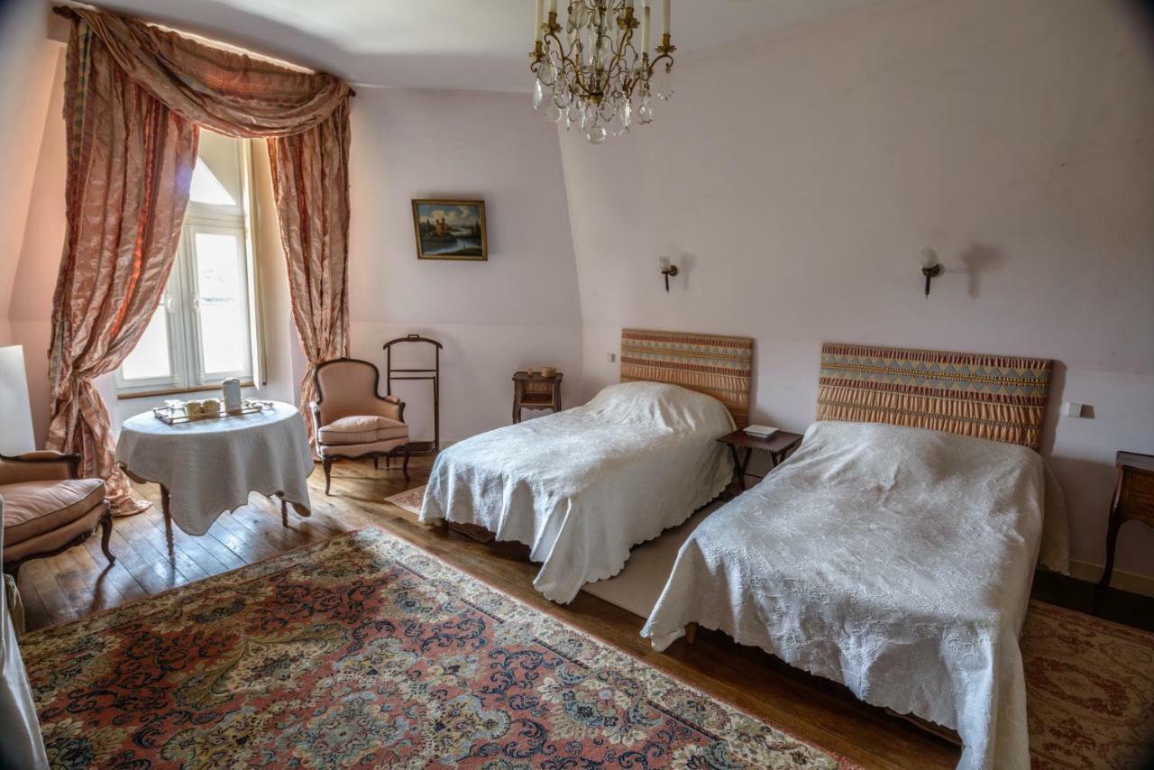 فيلا Manoir De La Chouanniere Montreuil-sur-Maine المظهر الخارجي الصورة