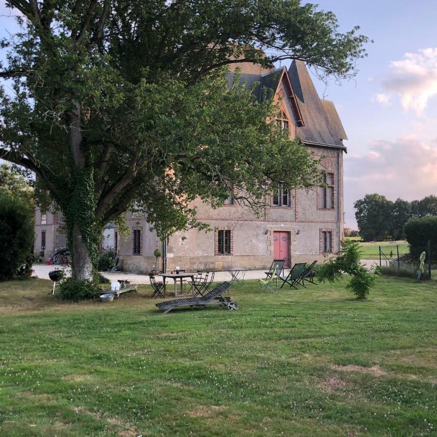 فيلا Manoir De La Chouanniere Montreuil-sur-Maine المظهر الخارجي الصورة